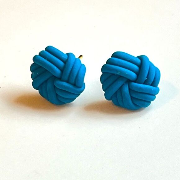 NEW Blue Nautical Knot Polymer Clay Stud Earrings - Picture 1 of 2